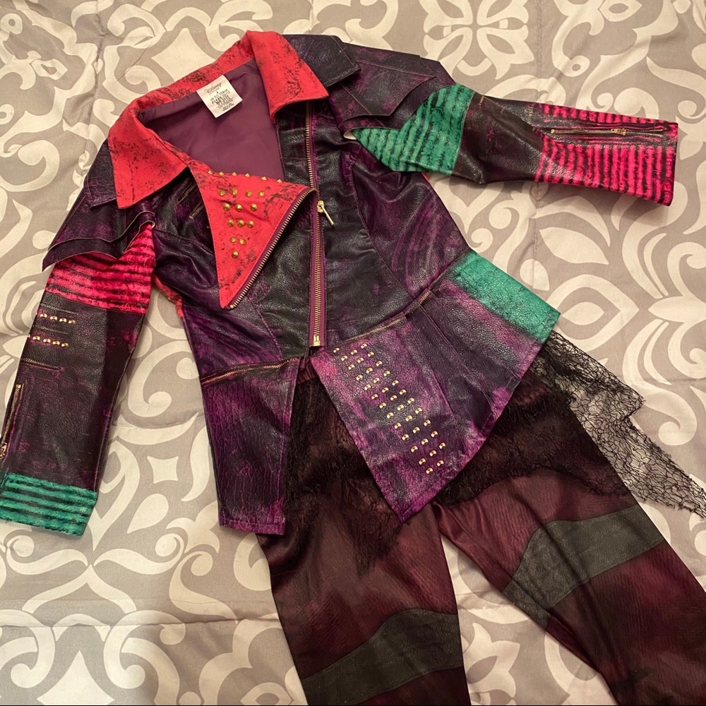 Descendants Mal Halloween costume Disney Store